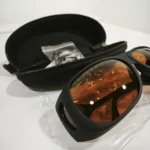 Професійні захисні окуляри для лазерних процедур