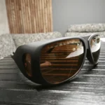 Професійні захисні окуляри для лазерних процедур